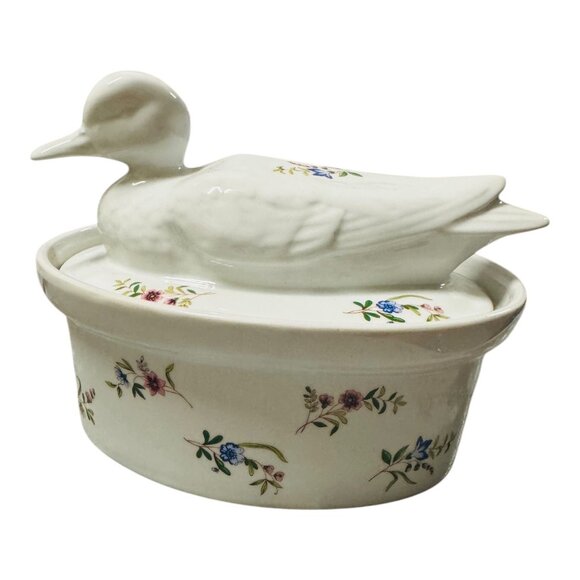 Vintage BIA Cordon Bleu Ceramic Duck Tureen With Lid Floral Design 6" Tall 10" L - Picture 10 of 10